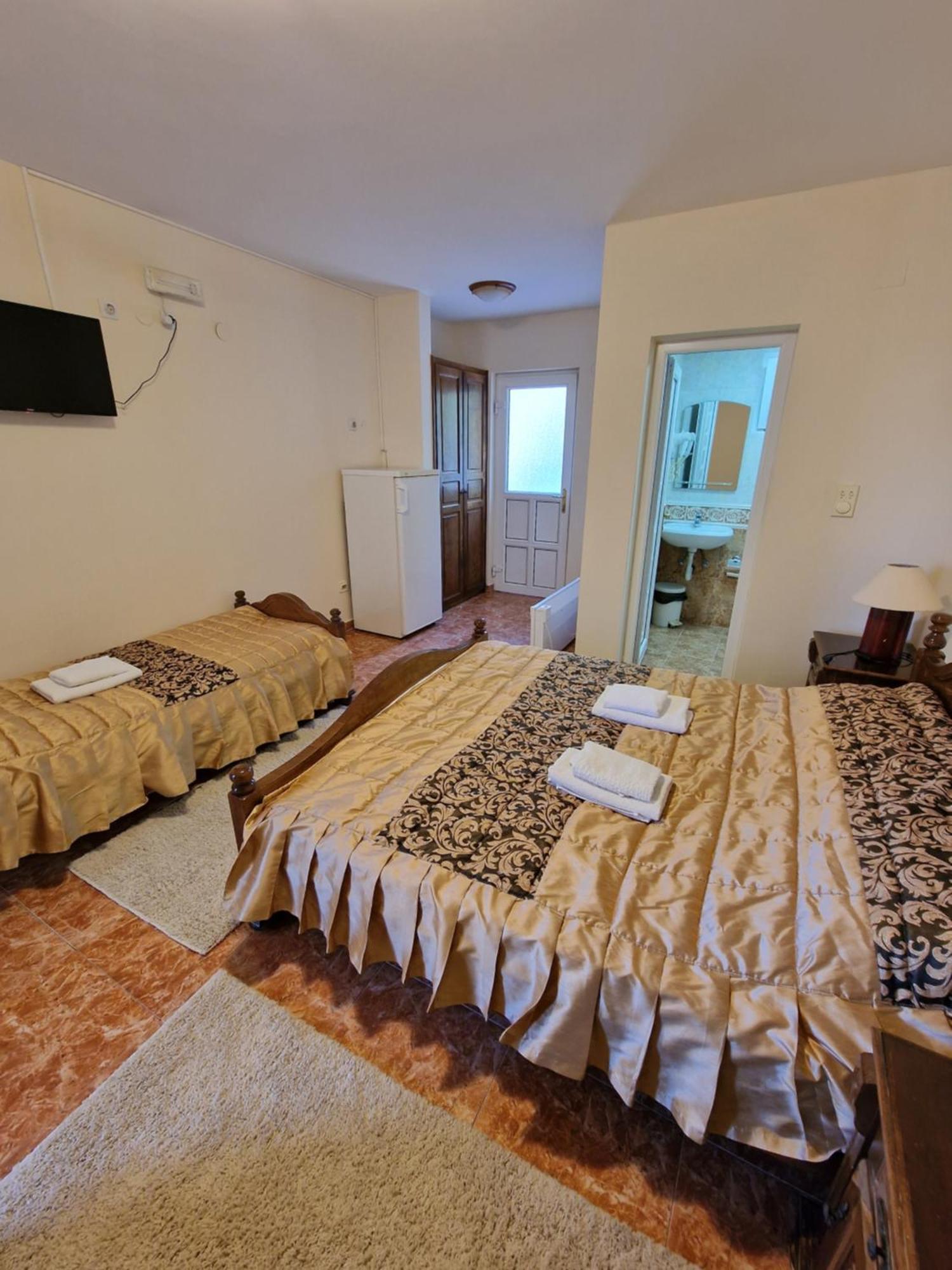Villa Izvor Sutomore Eksteriør billede